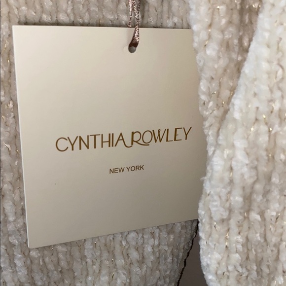 Cynthia Rowley Cream Crew Neck Sweater with accented with Gold Metallic - Picture 6 of 8